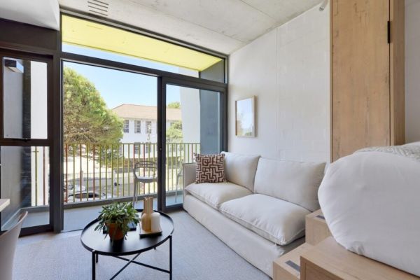 Sea Point Micro Haven – Pool & Meeting Rooms