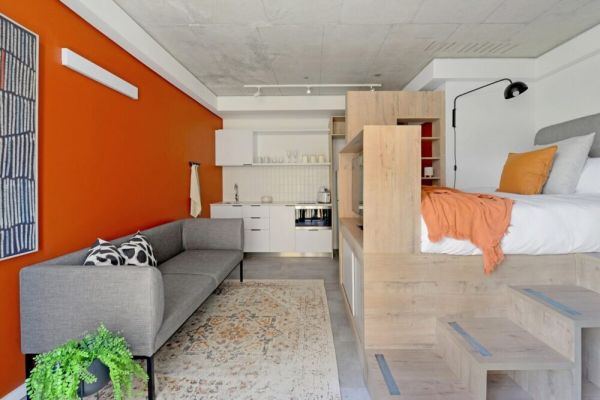 Studio Apt Getaway – Pool & Sea Point Charm