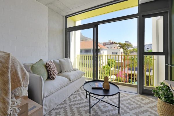 Upscale Studio Apt – Sea Point & Rooftop Pool