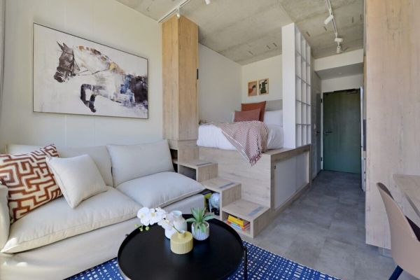 Sea Point Studio Retreat – Rooftop Pool View