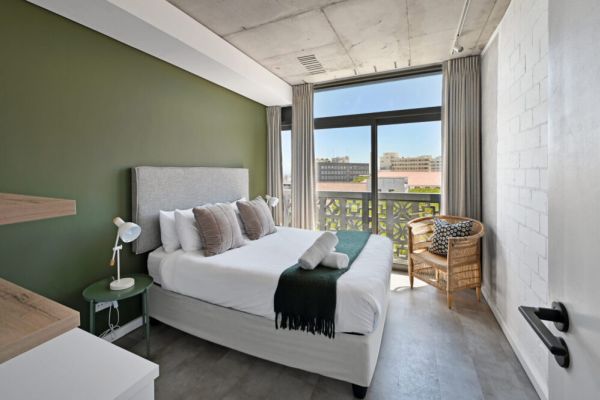Spectacular 1BR Apartment – 100m to Beach & Pool